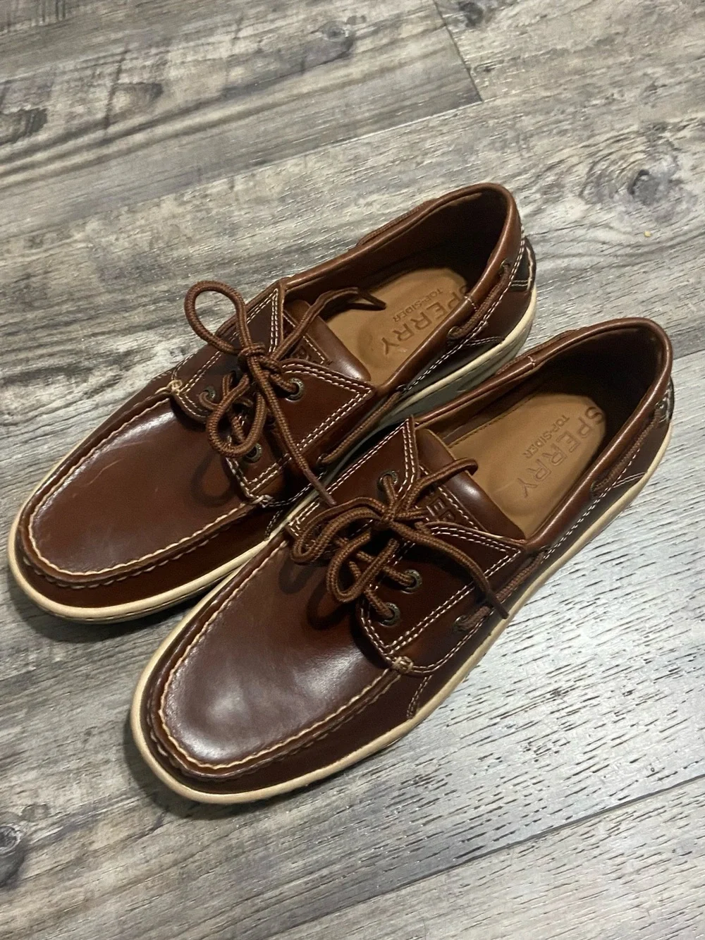 Sperry Men's Brown Leather Moc Toe Boat Shoes with Cream Sole